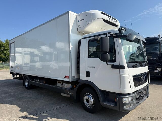Kühlkoffer-LKW MAN TGL 12.250 BL Kühlkoffer 7 m LBW 1,5 T*THERMO