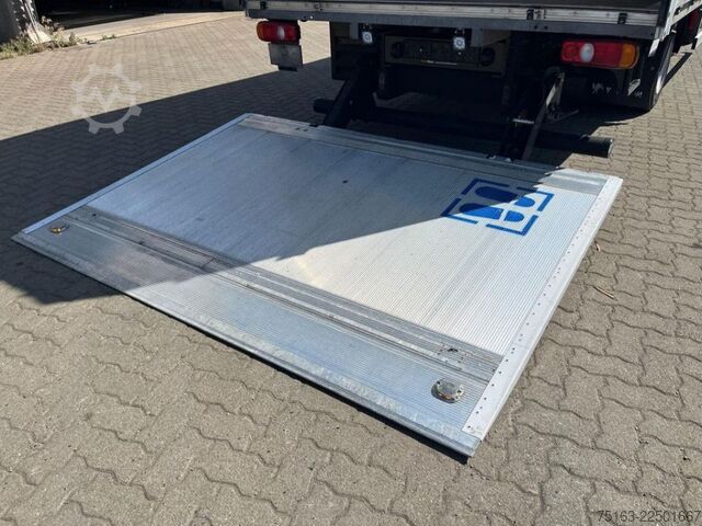 Transporter mit Pritsche & Plane MITSUBISHI Canter Fuso 7C18 Pritsche LBW LBW 1 to /3,3to Nu