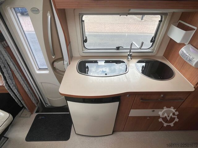 Integriertes Wohnmobil EURAMOBIL Integra IS 700 EB - Einzelbetten -  -