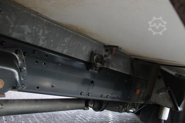 Refrigerated/freezer transport Iveco Eurocargo 140E + CARRIER + MANUAL + ATP!!  LIFT...