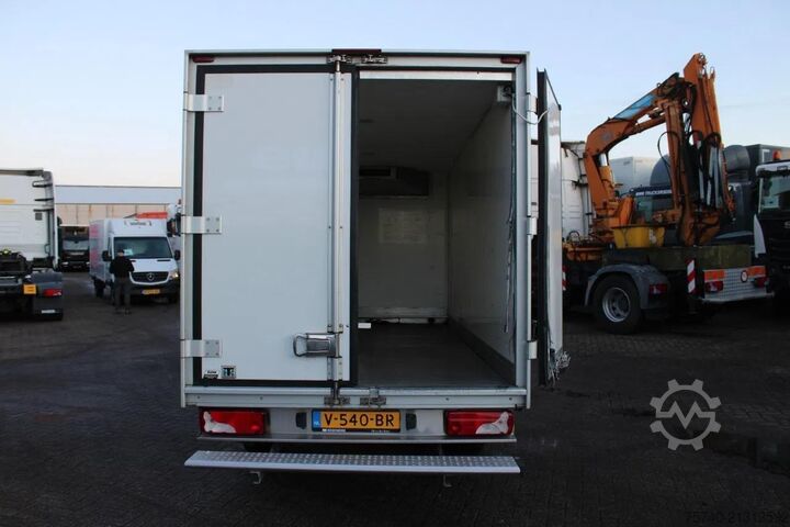 Kühlkoffer Mercedes-Benz Sprinter 316 + THERMO KING