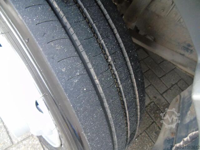 Glass transport Iveco Eurocargo 75 E 180  GLASWAGEN