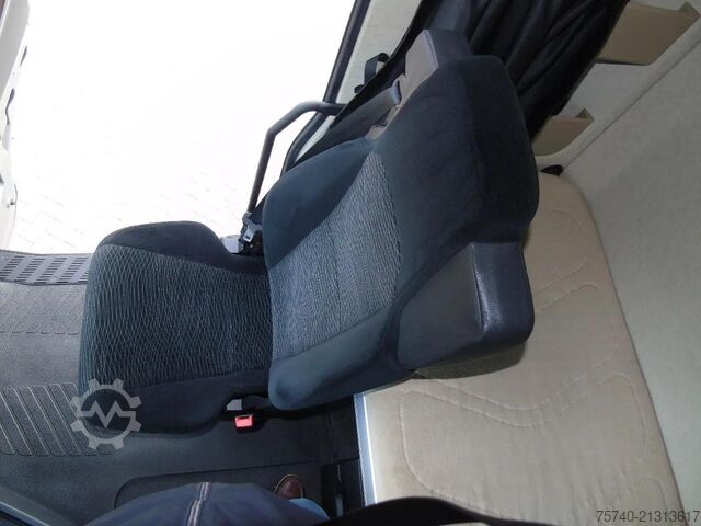 Standard tractor Mercedes-Benz Actros