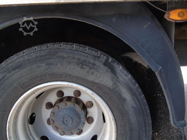 Box body Iveco Eurocargo 120E25 + EURO 6 + 196.000KM!