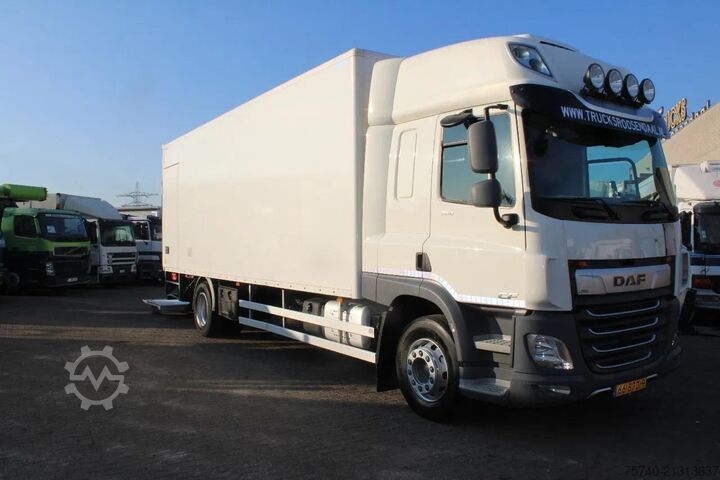 Box body DAF CF 260 + EURO 6 + LIFT