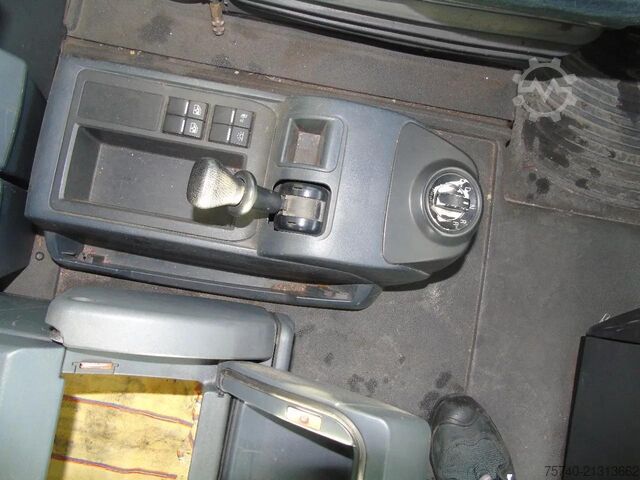 Box body MAN TGA 18.400 + combi + lift + euro 5 + 2.70