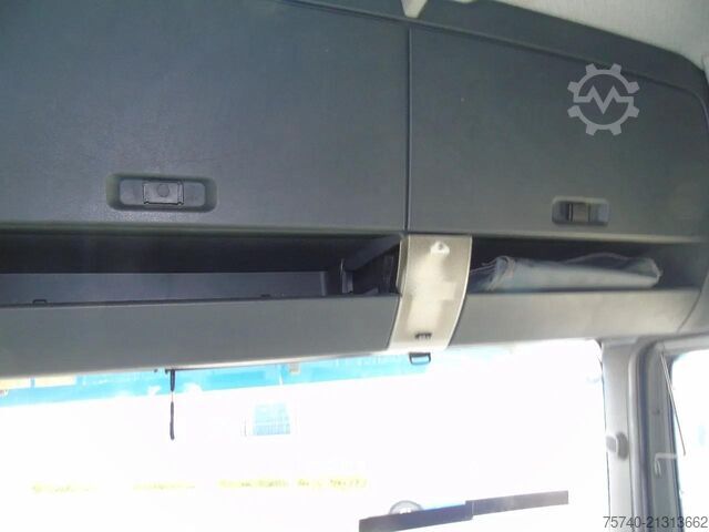 Box body MAN TGA 18.400 + combi + lift + euro 5 + 2.70