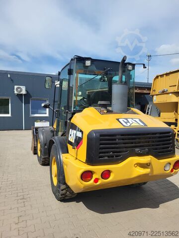 Radlader Caterpillar 906H2
