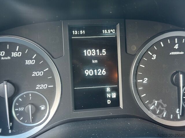 Minibus Mercedes-Benz Vito Tourer 114 CDI Pro 4x4 lang 9-Sitze