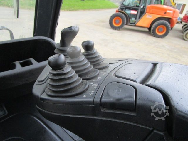 Treibgasstapler Linde H14T-01 Triplex-FH 4,60m + Seitenschieber