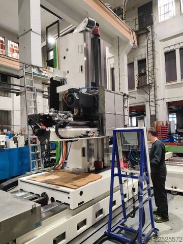 Tischbohrwerk TOS VARNSDORF WHN13-CNC