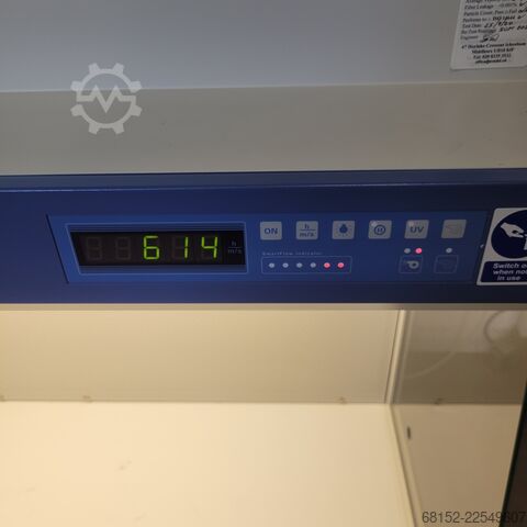 Thermo Scientific Heraguard ECO 1.5 Laminar Flow Clean Bench Thermo Fisher Scientific ECO 1.5