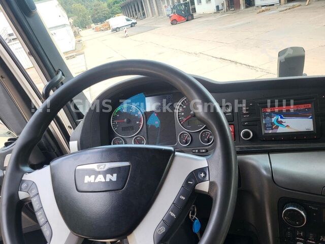 LKW mit Pritsche (offen) MAN TGS 18.360 / 6,6m / Hiab 244 16m Kran