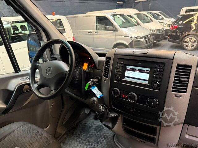 Minibus MERCEDES-BENZ Sprinter Kombi L2-H2 9 Sitze Klima Standh 1.Hand
