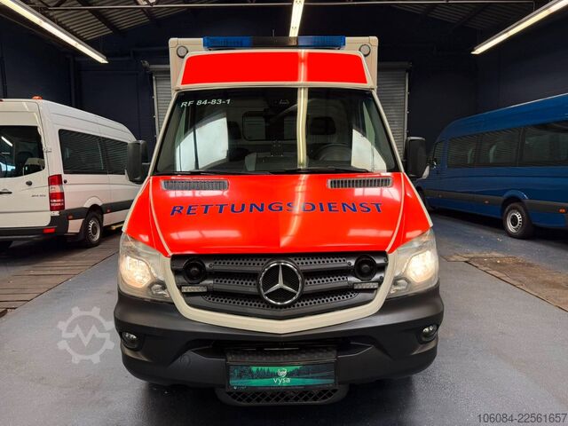 Feuerwehrfahrzeug MERCEDES-BENZ Sprinter 519 Rettungswagen Ferno-Trage 1.Hand