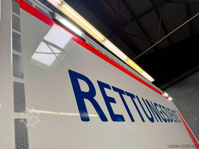 Feuerwehrfahrzeug MERCEDES-BENZ Sprinter 519 Rettungswagen Ferno-Trage 1.Hand