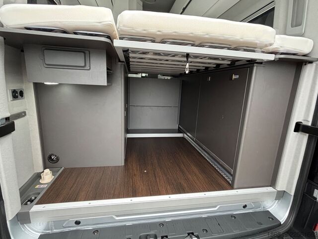 Kastenwagen Wohnmobil / Campervan VW Grand California 680 2,0TDI-177 LED + ACC 1. Hd.