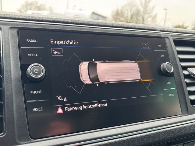 Kastenwagen Wohnmobil / Campervan VW Grand California 680 2,0TDI-177 LED + ACC 1. Hd.