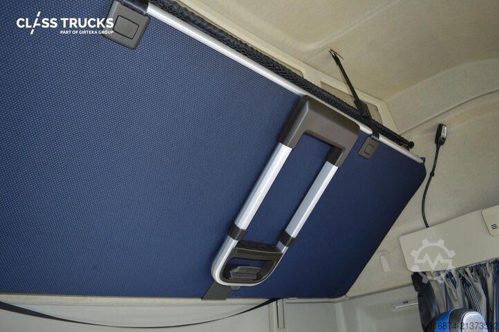 Standard tractor unit VOLVO FH 460 Globetrotter XL i-Save I-ParkCool