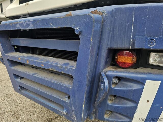 Terminal-Zugmaschine TERBERG RT283 /TERMINAL TRACTOR 4X4/ TURNING CHAIR. /AU...