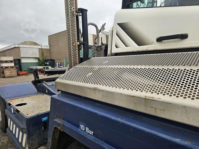 Terminal-Zugmaschine TERBERG RT283 /TERMINAL TRACTOR 4X4/ TURNING CHAIR. /AU...