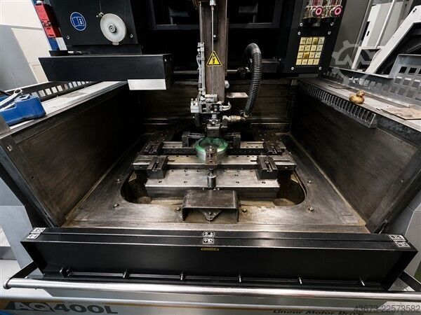 Drahterodiermaschinen / EDM Sodick AQ 400L