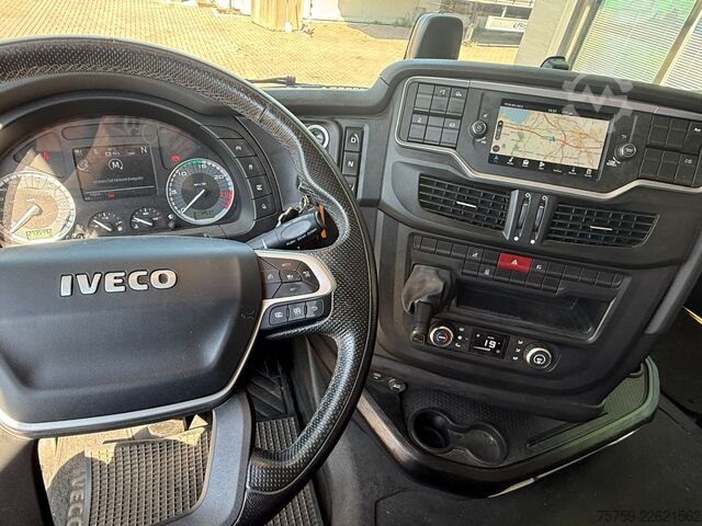 LKW mit Pritsche & Plane Iveco S-Way 260SY48 Pritsche 9.60m mit Plane
