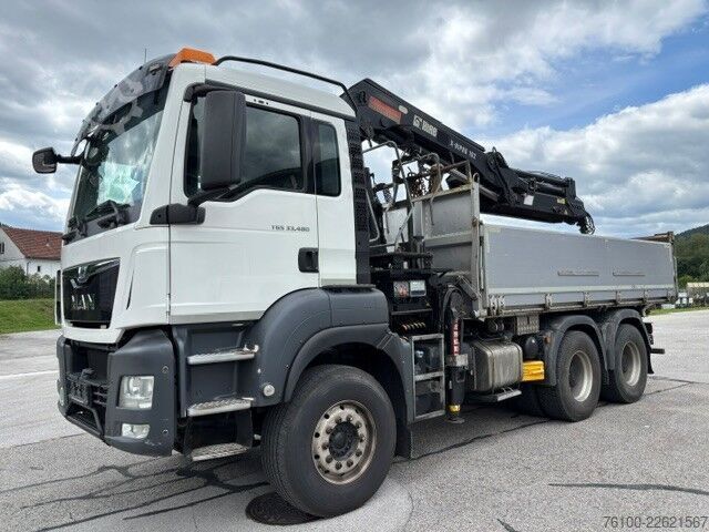 Three-sided tipper truck MAN TGS 33.480 Kipper+HIAB 192-5