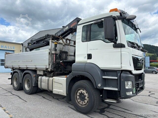 Three-sided tipper truck MAN TGS 33.480 Kipper+HIAB 192-5