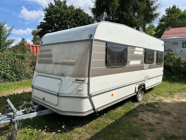 Wohnwagen Hymer/Eriba Nova 530
