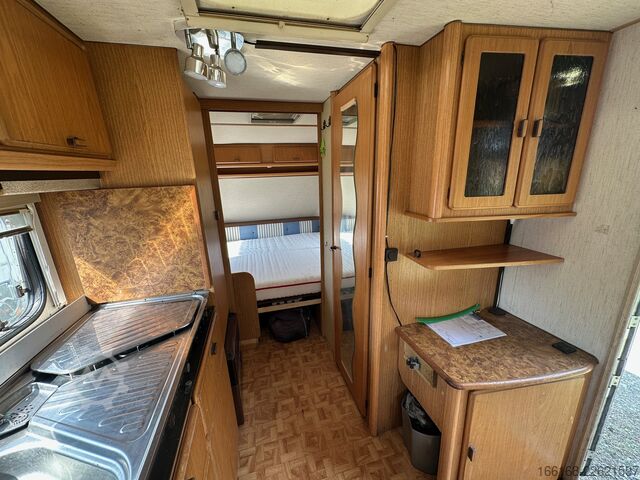 Wohnwagen Hymer/Eriba Nova 530