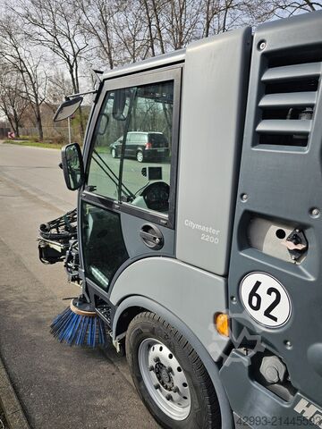 Kehrmaschine Hako Citymaster 2200