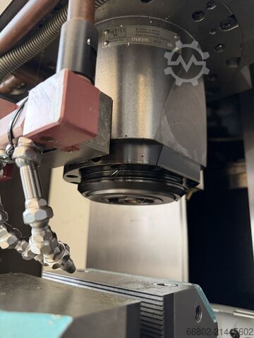 Vertikales Bearbeitungszentrum Hermle C 600 U