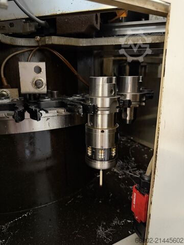 Vertikales Bearbeitungszentrum Hermle C 600 U