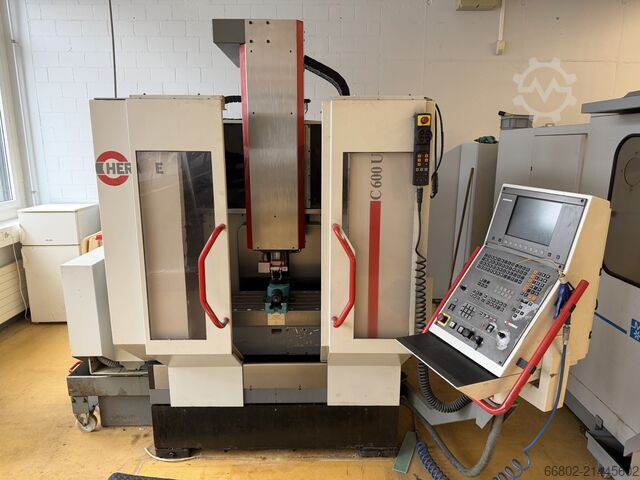 Vertikales Bearbeitungszentrum Hermle C 600 U