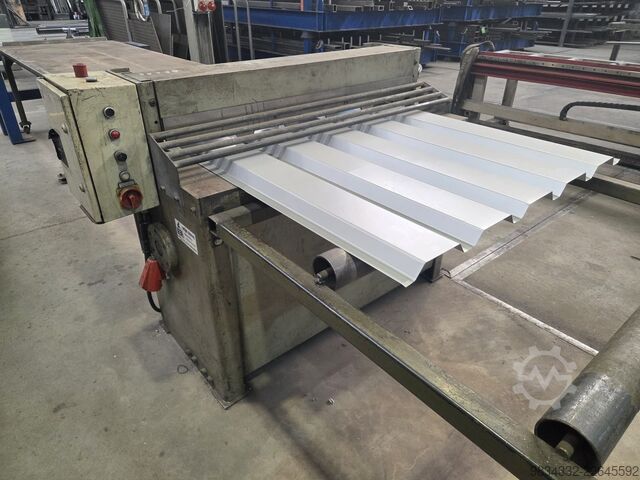 Sheet pile cutting shear - -