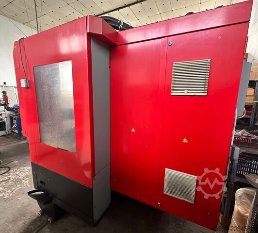 Vertical machining center EMCO E900