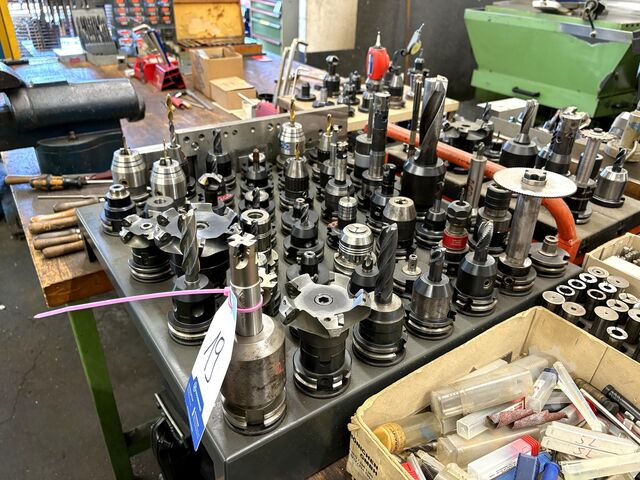 Lot of SK 40 tool holders SK 40 Tool Holders