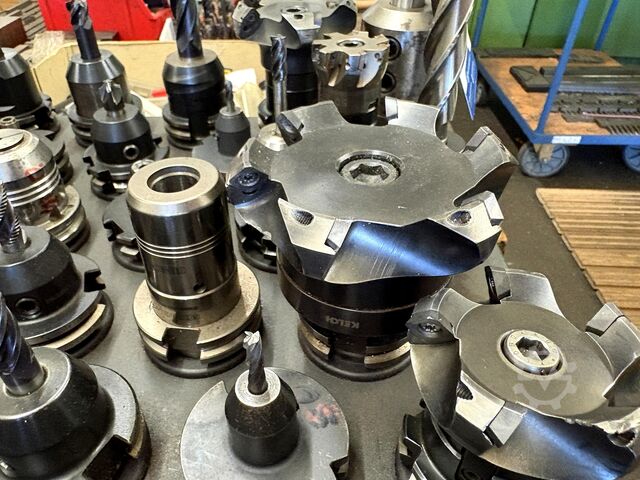 Lot of SK 40 tool holders SK 40 Tool Holders