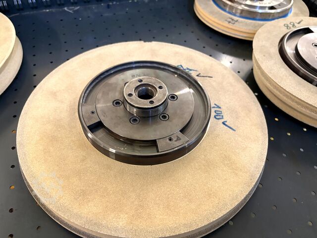 Workshop drawer cabinet with contents KIND Workshop drawer cabinet with contents