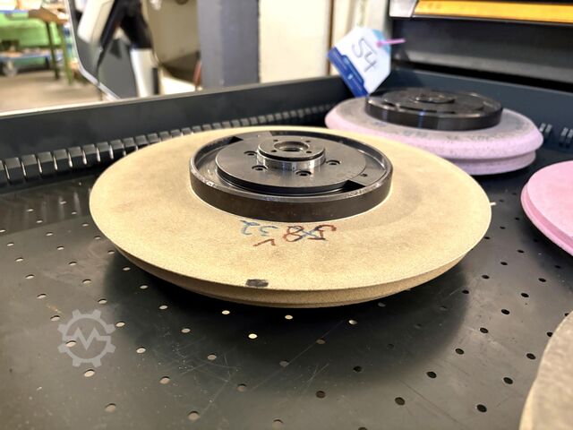 Workshop drawer cabinet with contents KIND Workshop drawer cabinet with contents