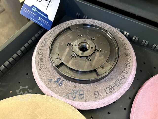 Workshop drawer cabinet with contents KIND Workshop drawer cabinet with contents