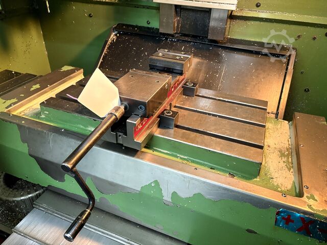 CNC Vertikalbearbeitungszentrum KONDIA B 500
