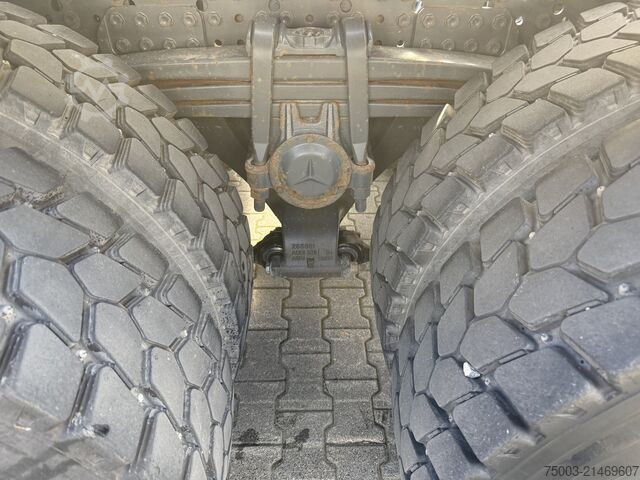 Tipper truck Mercedes-Benz Arocs 3243 K 8X4 Haken Hyva