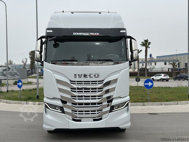 Standard SZM Iveco S-WAY 490