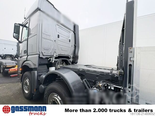 Flatbed truck Mercedes-Benz Arocs 3251 L 8x4/4, Retarder, BigSpace, Navi,