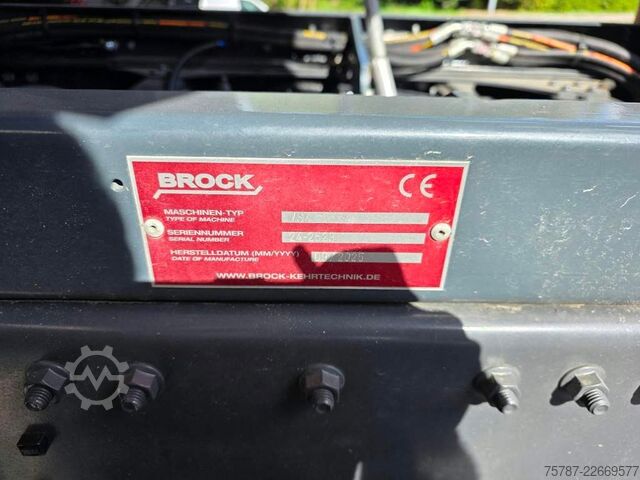 Kehrmaschine DAF XB 210 Kehrmaschine wie neu Brock VS4 Kehraufbau