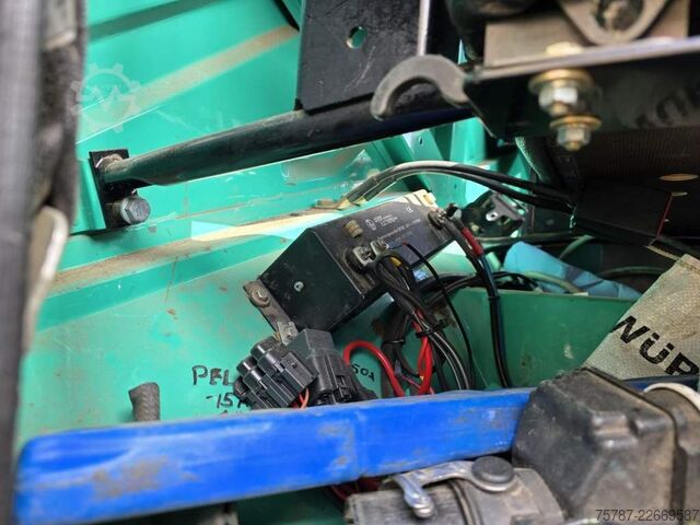 LKW-Fahrgestell UNIMOG U5000 4x4 Chassis, Standklima, 4374/45
