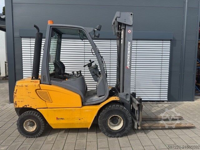 Dieselstapler Jungheinrich DFG 30 BK --> res. CP 25.03.26