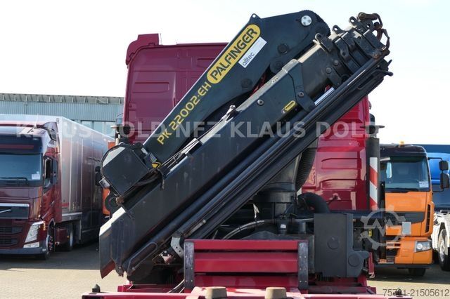 Swap body truck VOLVO FH 420 BDF Kran Palfinger Lift-/Lenkachse Euro 6